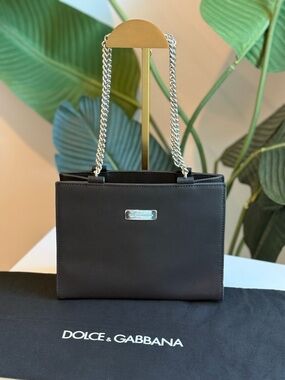 F/W 1995 Dolce & Gabbana Runway ID Bar Logo Chain Black Nylon Shoulder Bag